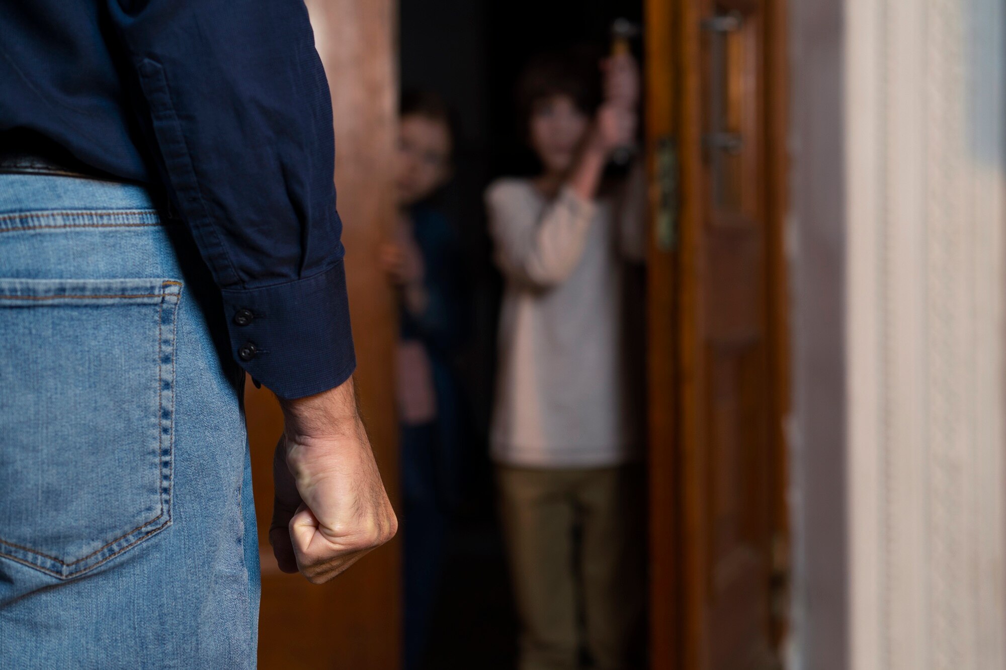Who Is Responsible for Crime in Apartment or Gated Communities?